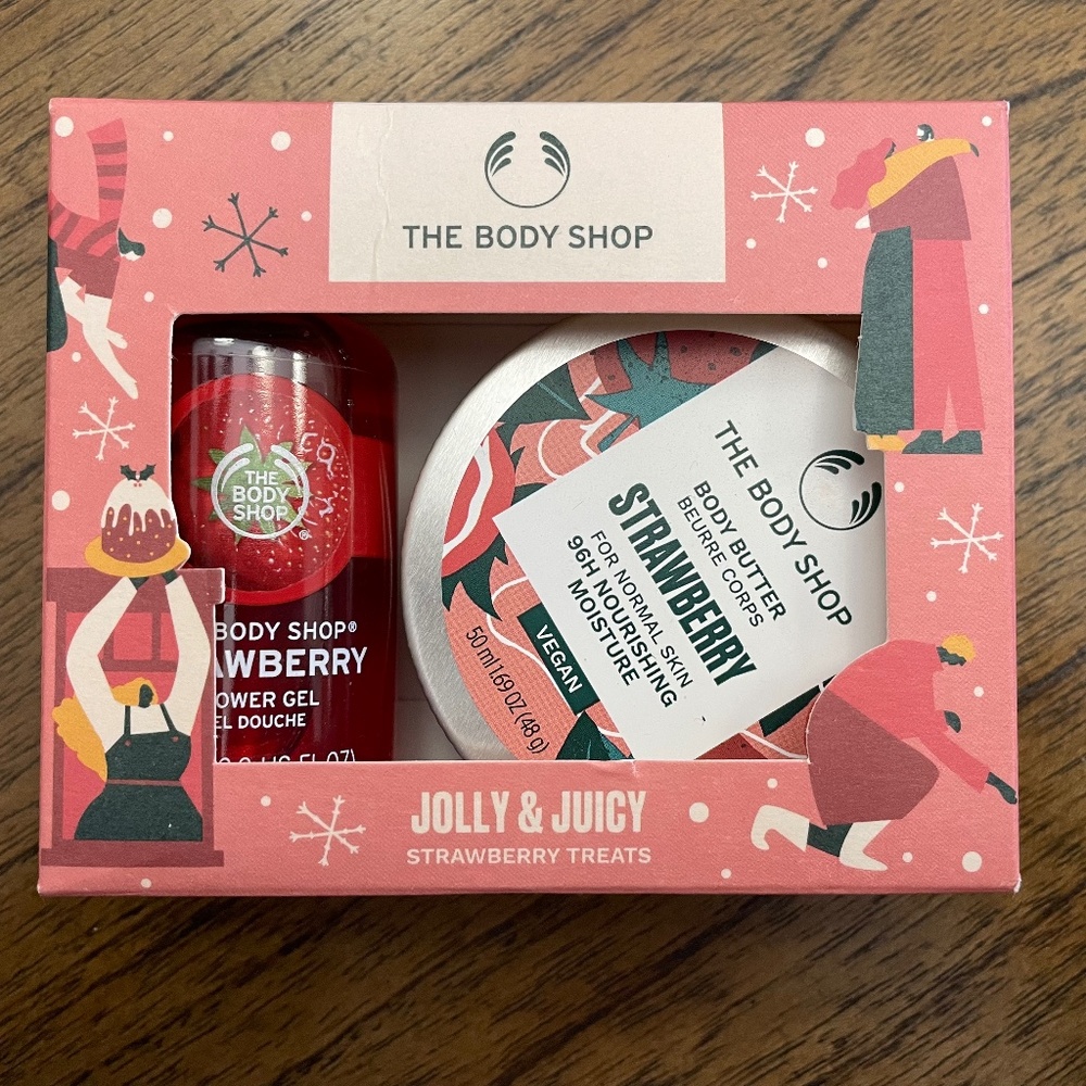 The Body Shop Jolly and Juicy Strawberry Treats Set